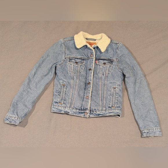 Levi's - 90s Sherpa Trucker Jacket - Picture 3 of 6